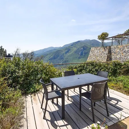Amazing Home In Magliolo With Sauna *