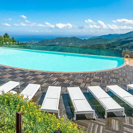 Amazing Home In Magliolo With Sauna Casa vacanze