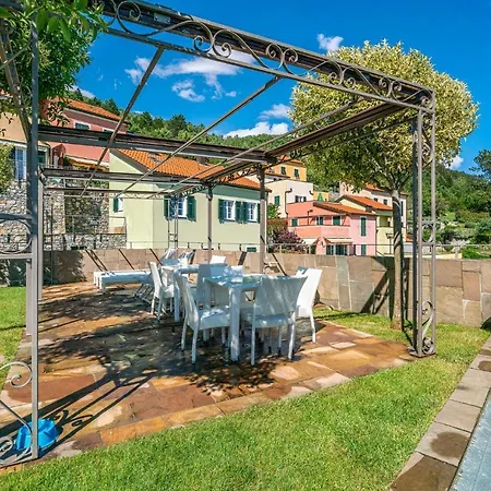 Amazing Home In Magliolo With Sauna Casa vacanze *