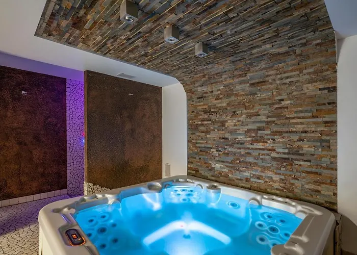 Vakantiehuis Amazing In With Sauna